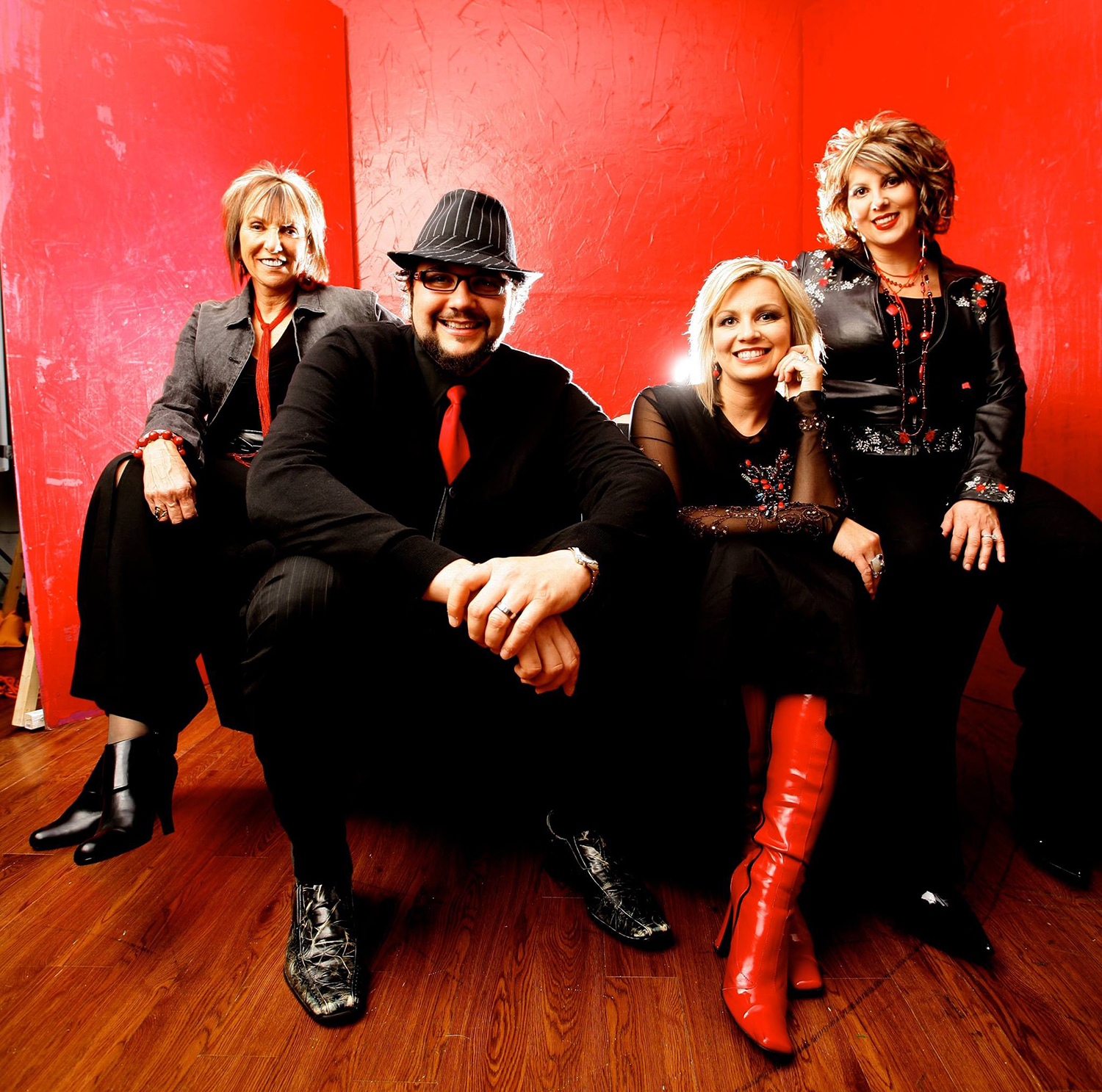 Tickets to The Isaacs’ SFA concert make great Christmas gifts